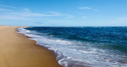 Waterfront Plum Island Getaway!