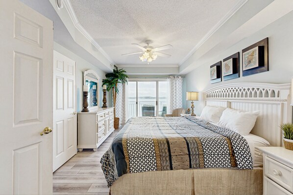 4 bedrooms, internet, bed sheets, wheelchair access