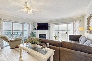 TV, fireplace, DVD player