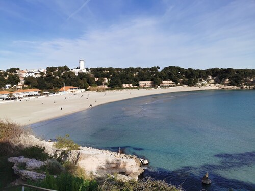 T2 beautiful sea and beach CARRO - '' L'Ile Bleue '