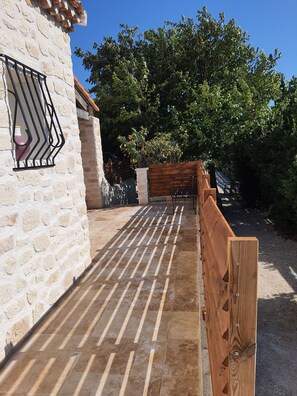 Enceinte de l’hébergement