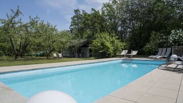 Piscina all'aperto