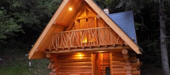 Magnificent log cabin for up to 4 people