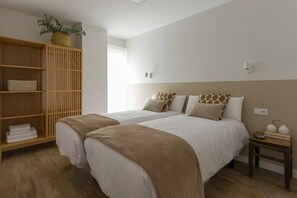 2 chambres, fer et planche à repasser, lit parapluie, Wi-Fi gratuit