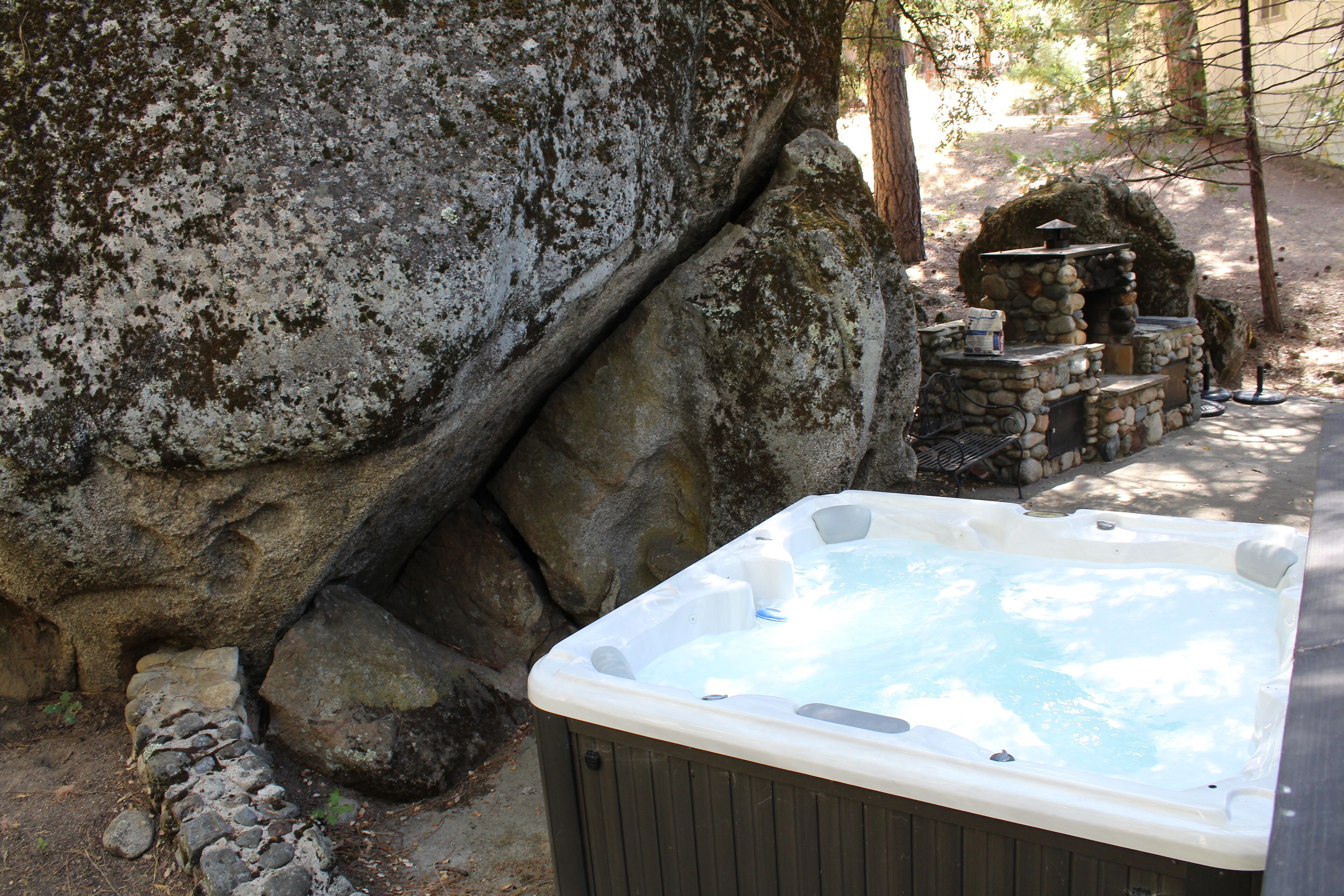 Bain à remous extérieur