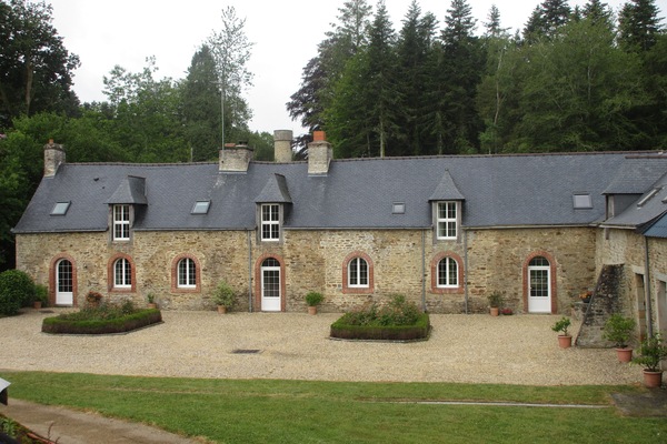 Vue d'ensemble de la longère