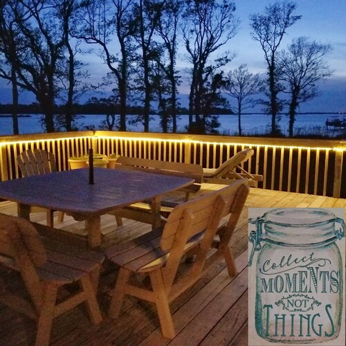 ⭐️Waterfront⭐️Fenced Yard~Dogs ✔️~Dock~Kayak~Bikes~Sunset☀️Beach Chairs~Linens🐬