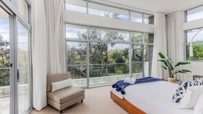 4 bedrooms, free WiFi