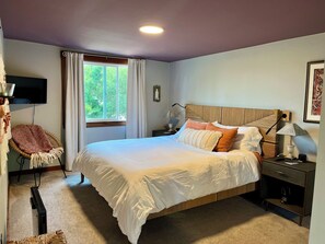 1 habitación, tabla de planchar con plancha, wifi gratis y ropa de cama
