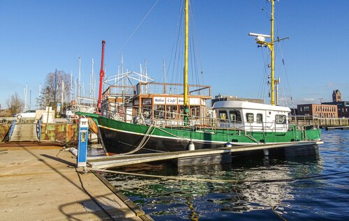 2 bedroom amazing ship in Wismar