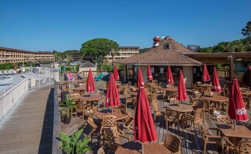 2nd Floor Relaxation - Beach & Tennis Oceanfront Resort - 300 Yds 2 Sand - TV C9