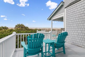 Property grounds - Unmatched Oceanfront Elegance - Ensuite Privacy, Gourmet Kitchen, Both Clubs & More! (Bald Head Island)