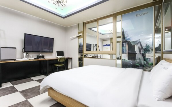 Semi-Deluxe Room | Individually decorated, individually furnished, free WiFi - Blue Motel (Gwangju)