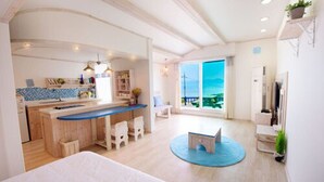 Room (Blue) | Living area - Moonlight 2g Pension (Namhae)