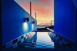 ルーム (Blue) | プライベートプール