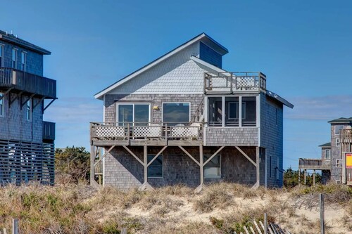 Direct Oceanfront 4 Bedroom Home - Private Beach Unobstructed Views