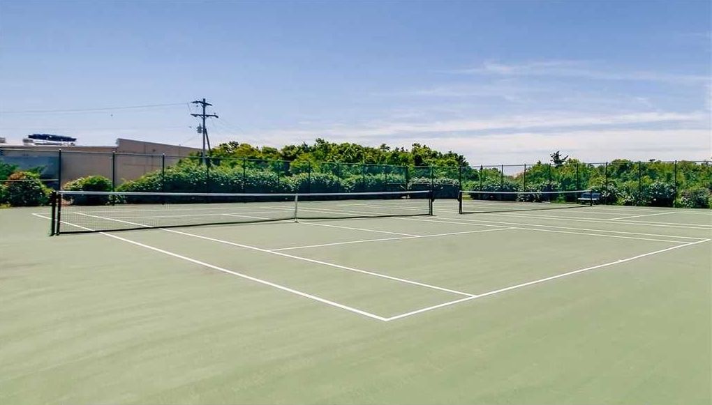 Un court de tennis à Kinnakeet Shores.