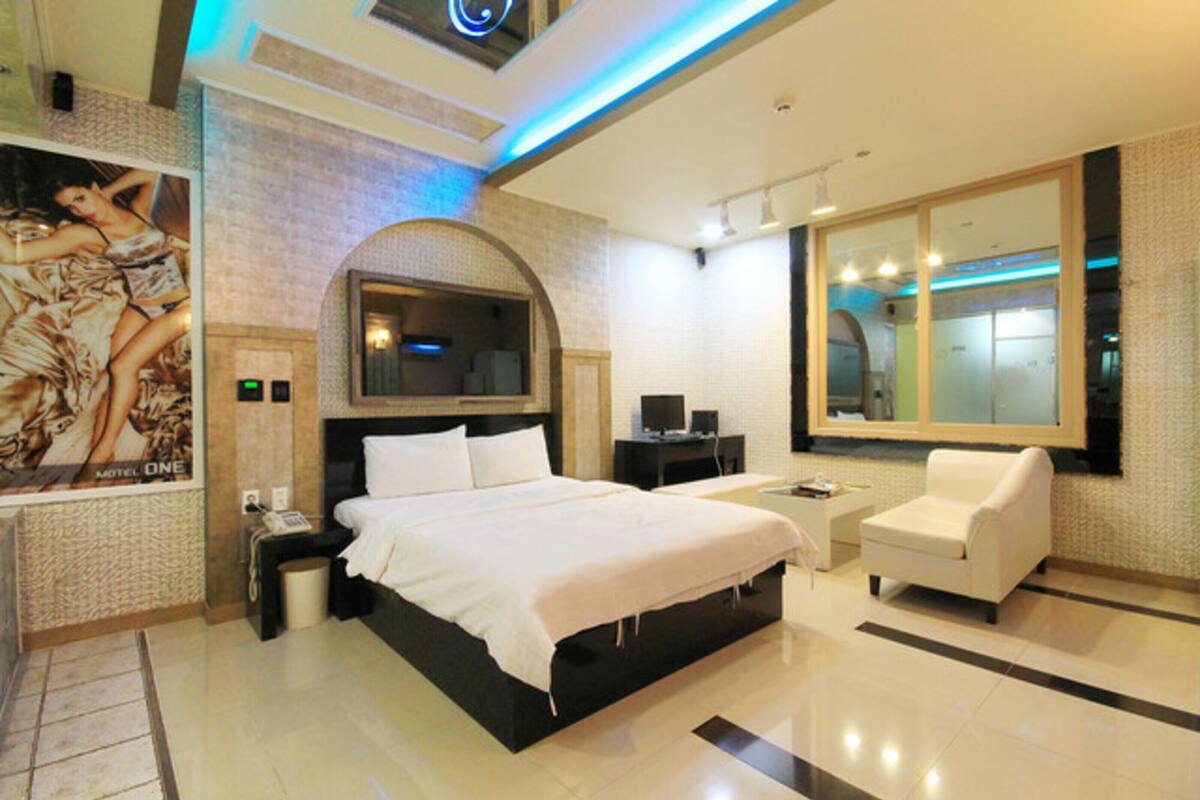 Deluxe Room (+ Styler)