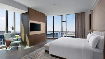 1 bedroom, minibar, in-room safe, individually decorated