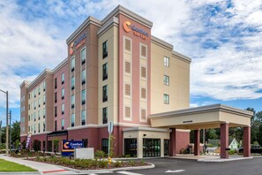 Exterior - Comfort Suites Gainesville near University (Gainesville)