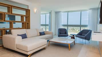 Premium bedding, memory foam beds, in-room safe, iron/ironing board