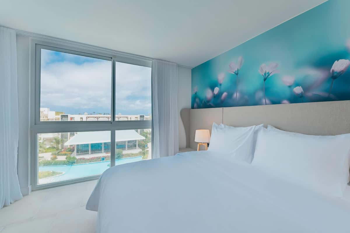 Suite, 1 Schlafzimmer, Nichtraucher, Poolblick (King Bed)