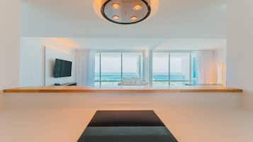 Suite, Non Smoking, Ocean View (2 King & 2 Single Beds) | Premium bedding, memory-foam beds, in-room safe, iron/ironing board