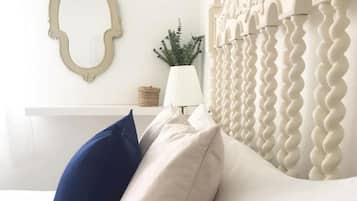 3 habitaciones, caja de seguridad en la habitación y escritorio