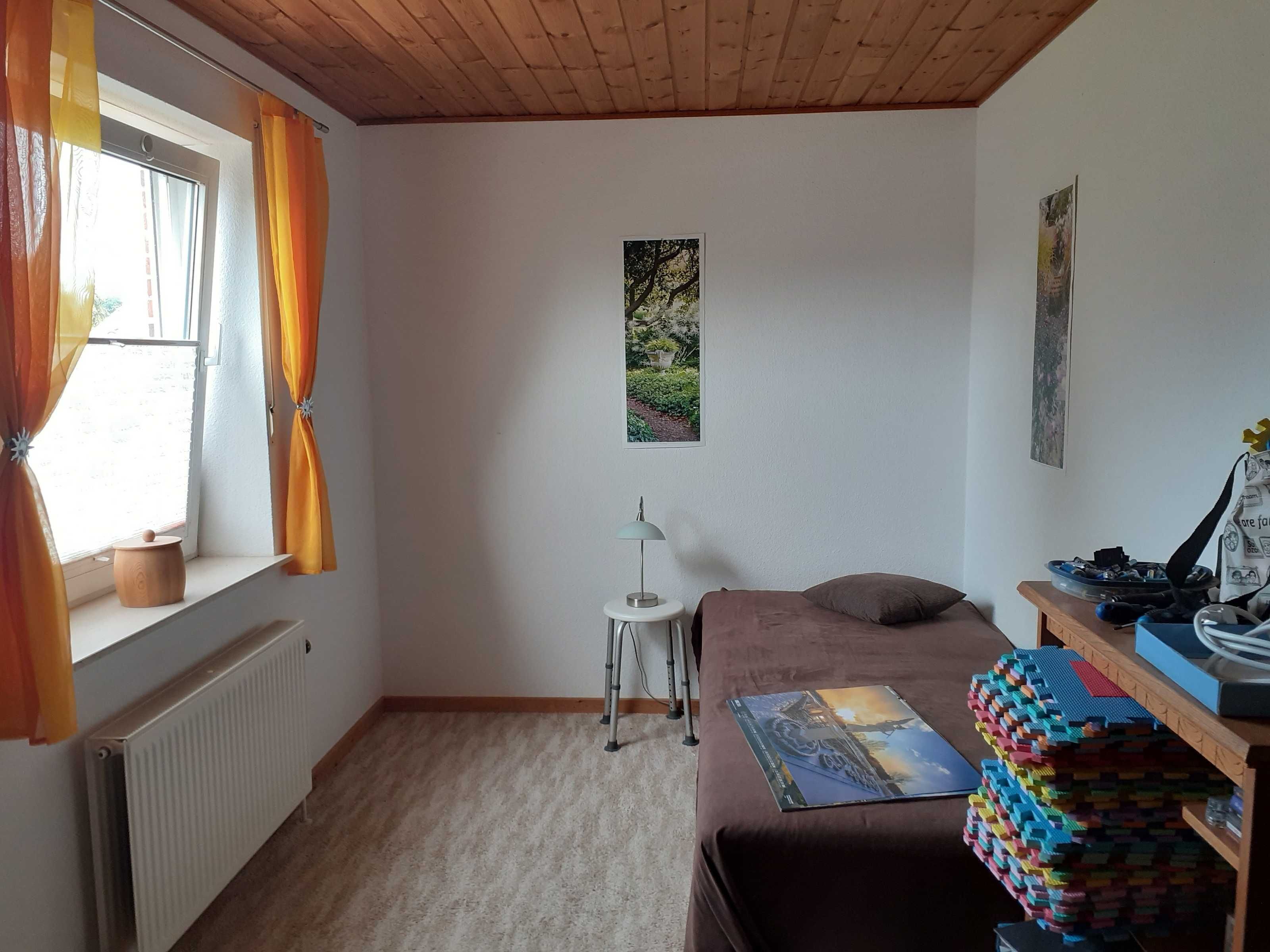 Travel crib, WiFi