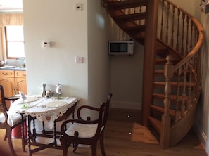 Room, 1 Bedroom, Smoking, Patio | Interior