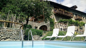 Apartemen, 1 kamar tidur, balkon, pemandangan kebun | Dek berjemur