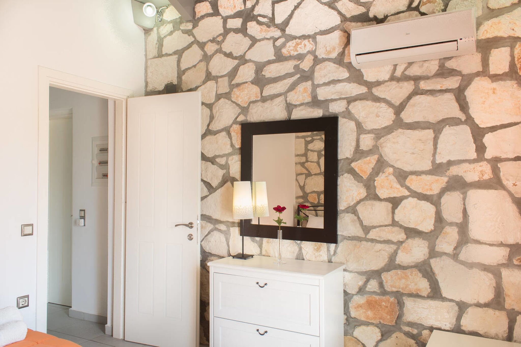 House, 2 Bedrooms, Patio, Garden View | Interior