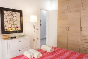 House, 2 Bedrooms, Patio, Garden View