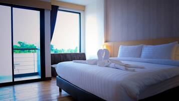 Standard Double or Twin Room | In-room safe, individually decorated, individually furnished, desk