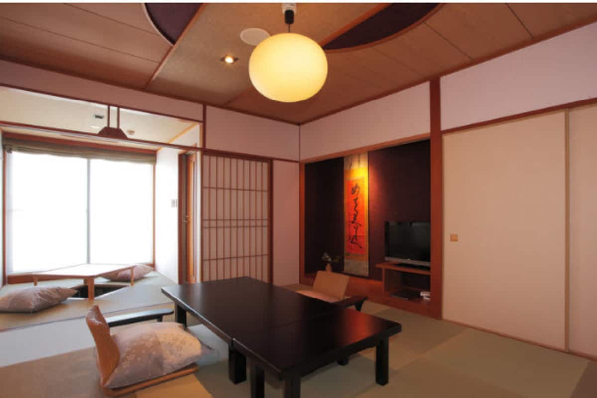 Habitación (Japan Style w/ Pvt. Open-air Bath) | Caja de seguridad en la habitación y wifi gratis