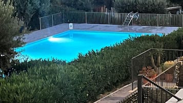 Lejlighed - 1 soveværelse - terrasse - udsigt til have | Pool | Udendørs pool