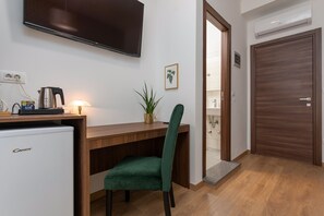 Grand dubbelrum eller tvåbäddsrum | Vardagsrum | 49-tums LED-tv med satellitkanaler, tv och Netflix