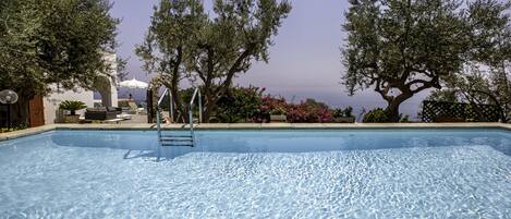 Villa, 4 camere da letto, fumatori, piscina privata | Piscina | Piscina all'aperto