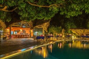 Breakfast, lunch, dinner served; local and international cuisine  - Fundu Lagoon (Pemba Island)