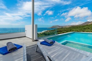 Outdoor pool - The Nest villa in Sfinari, west of Crete (Sfinari)
