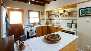 Private kitchen - Oak Haven in Rondebosch Cape Town (Cape Town)