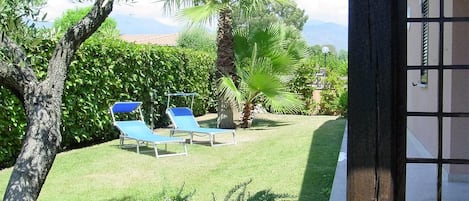 Villa, 2 chambres, terrasse | Jardin