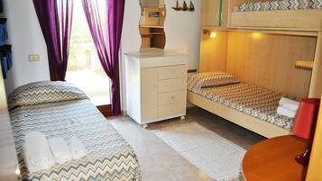 Biệt thự, 2 phòng ngủ, hiên | 2 phòng ngủ