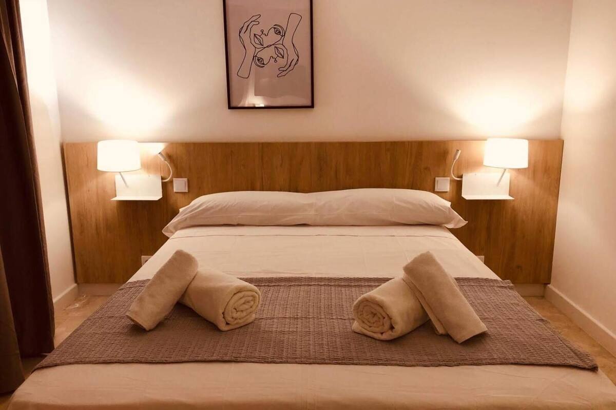 minibar, in-room safe, desk, free cots/infant beds