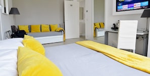 House, 3 Bedrooms, Balcony, Garden View | 3 bedrooms