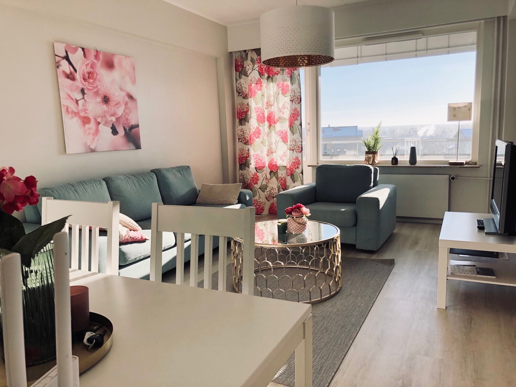 Apartment, 2 Bedrooms | Individually decorated, individually furnished, desk, laptop workspace