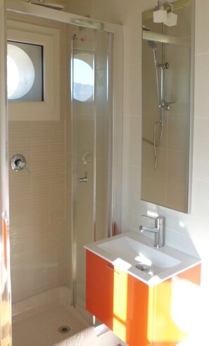 Casa, 1 habitación, fumadores, balcón | Baño