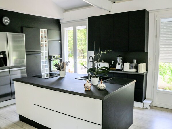 Microwave, oven, dishwasher, freezer