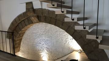 Apartment, 2 Bedrooms, Balcony | Ruang tamu