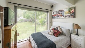 Room - Lea Villa in Cape Town, South Africa (Cape Town)